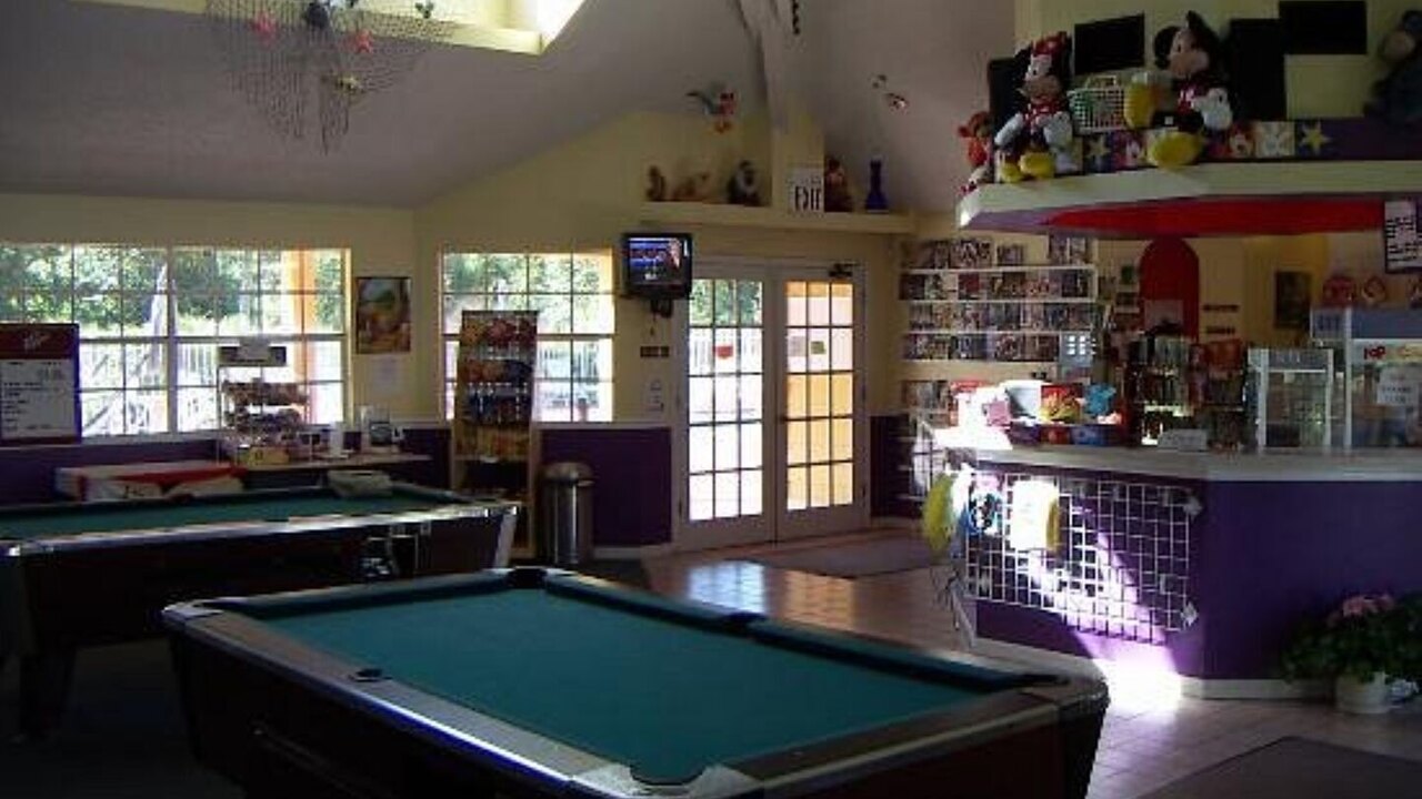 2492 Your home away from Home! - Image 42