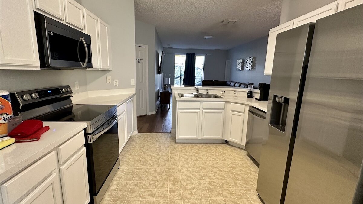 258-Sunset Themed Retreat - Sleeps 10 - Image 9