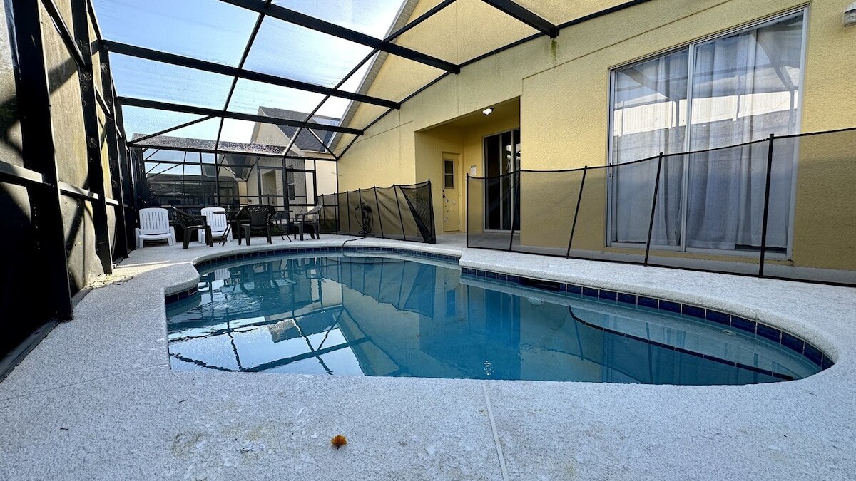 258-Sunset Themed Retreat - Sleeps 10 - Image 27