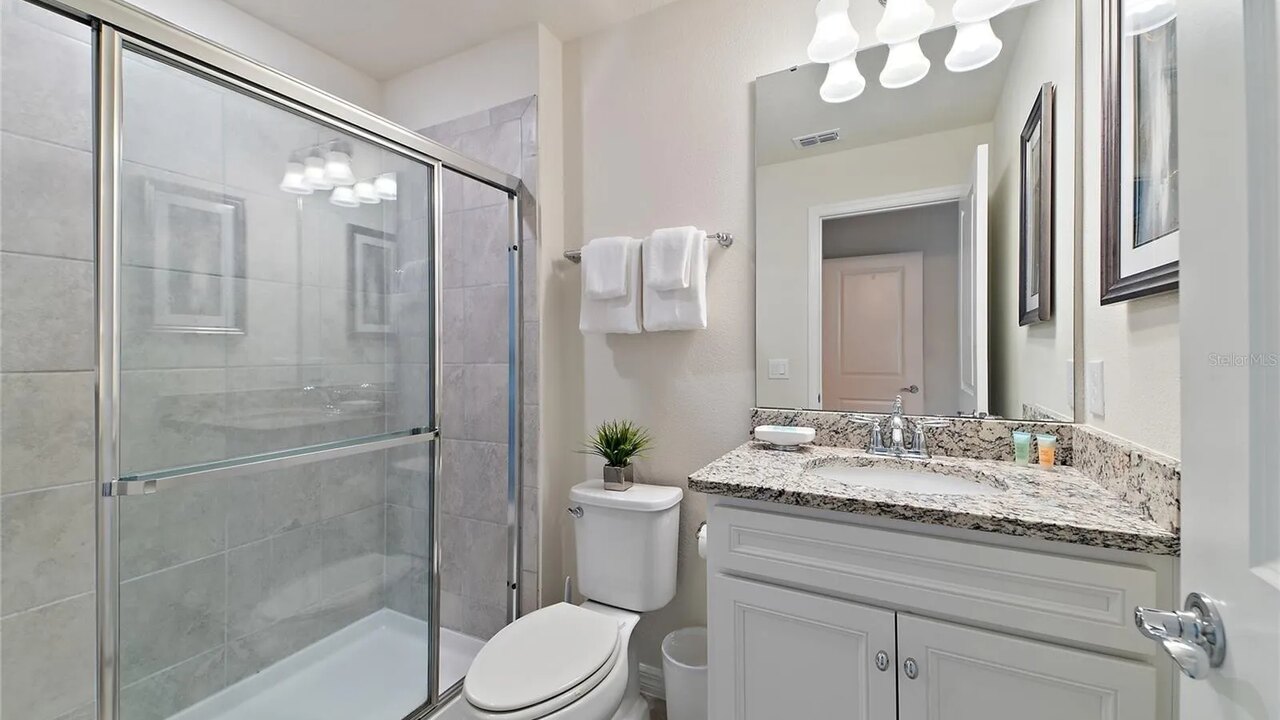 260 Luxury and Comfort 5 BD townhome at Resort - Image 14