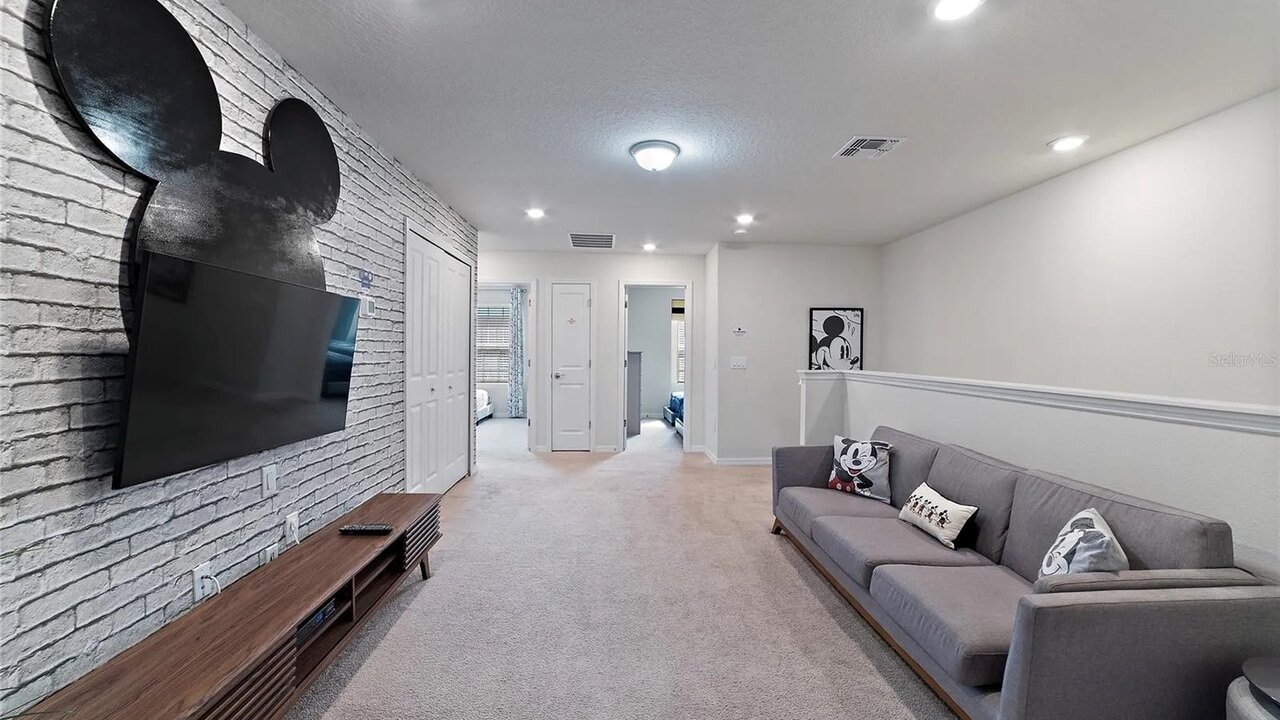 260 Luxury and Comfort 5 BD townhome at Resort - Image 17