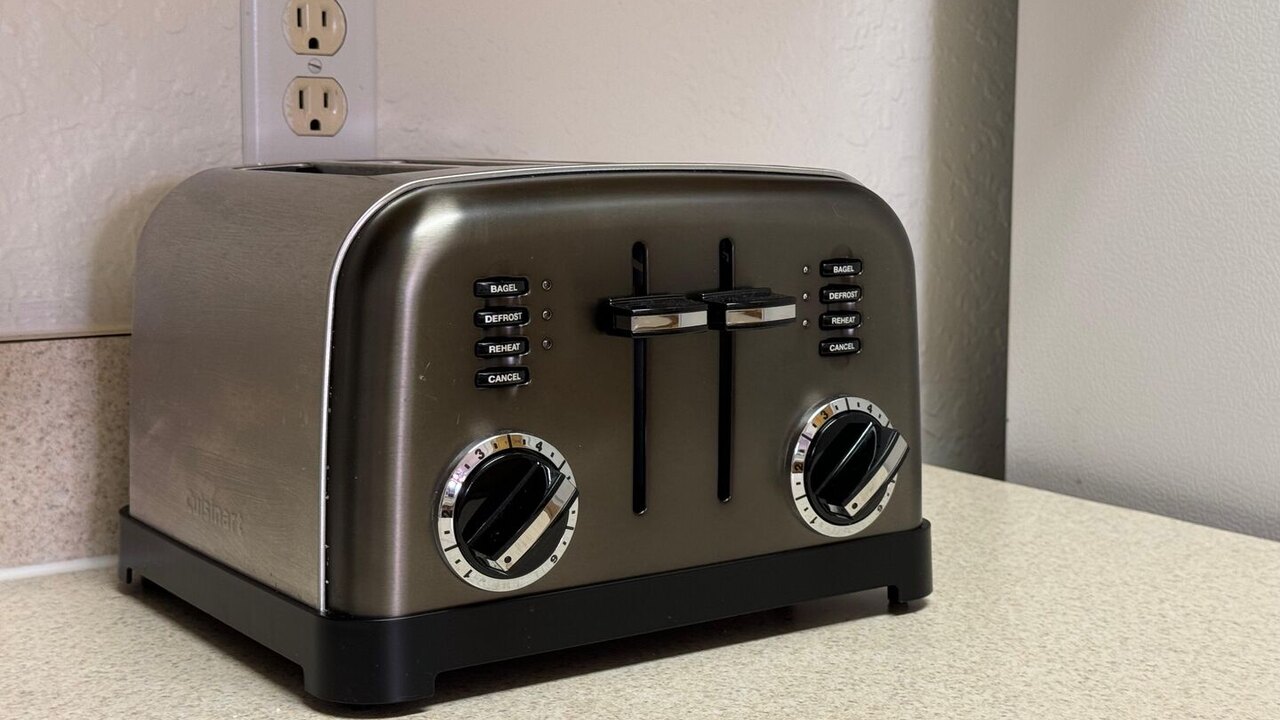 2778 Windsor Hills 3 Bed Condo- All Included - Image 24