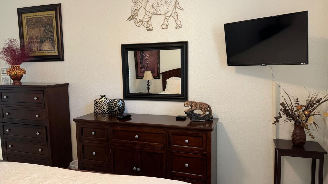 2778 Windsor Hills 3 Bed Condo- All Included - Image 31