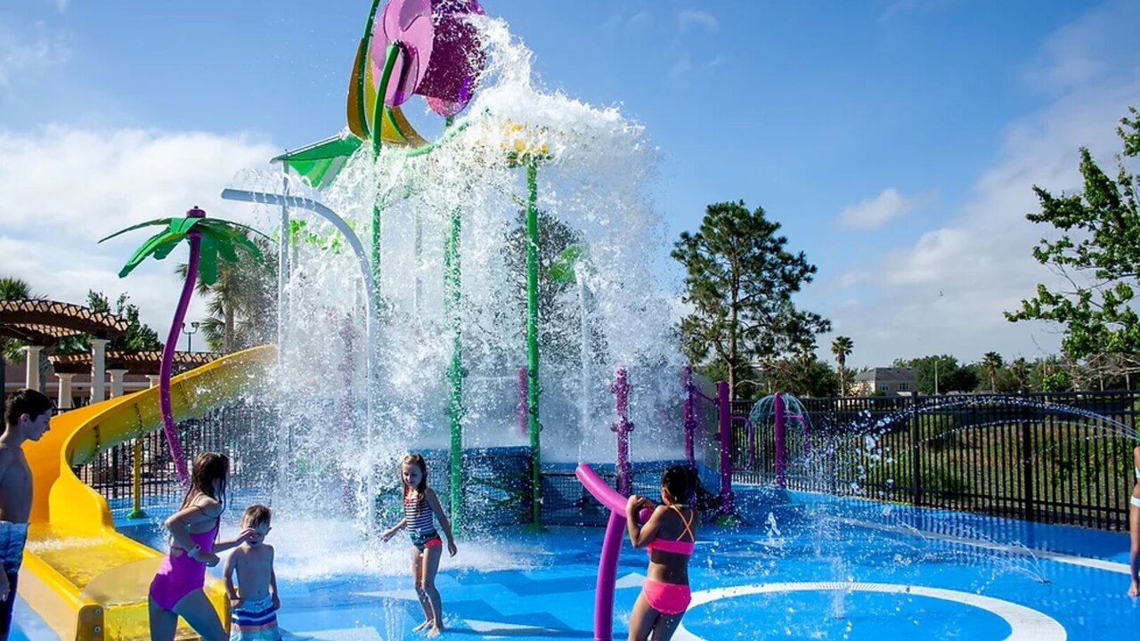 2778 Windsor Hills 3 Bed Condo- All Included - Image 52