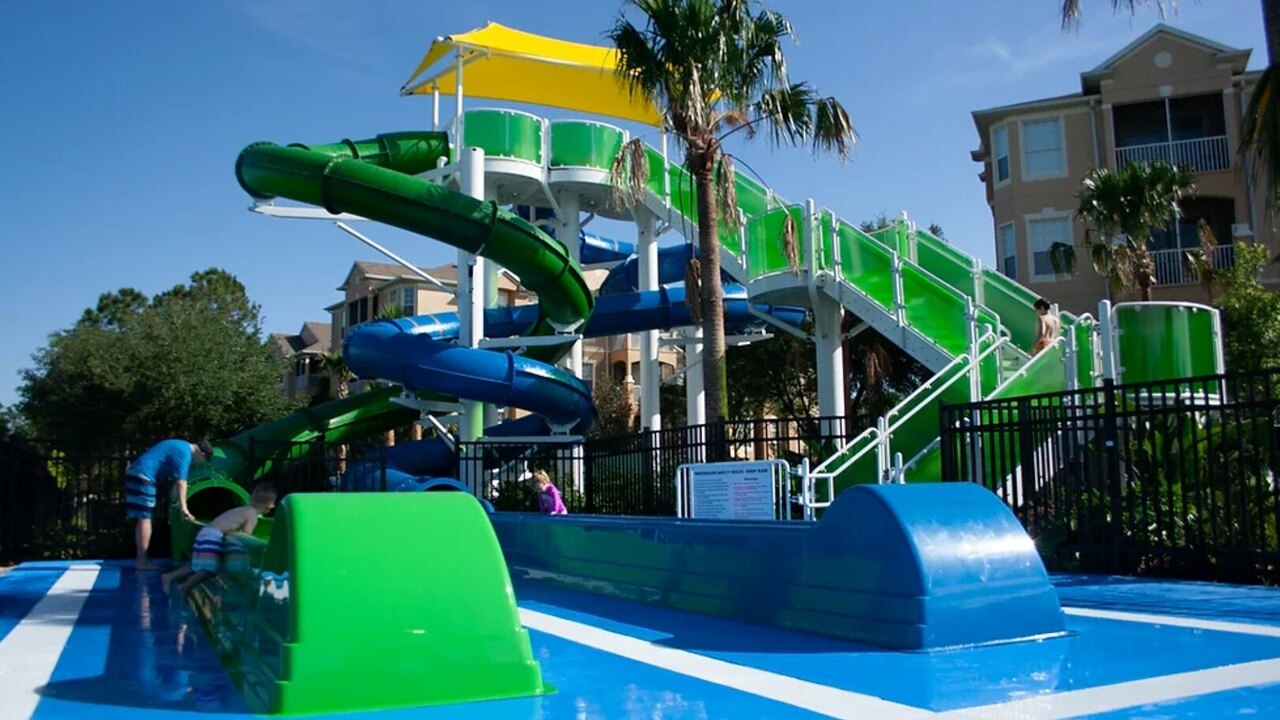 2778 Windsor Hills 3 Bed Condo- All Included - Image 55