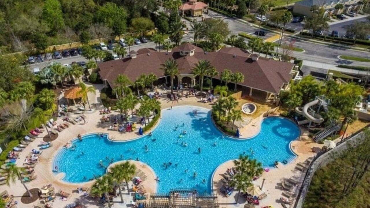 2778 Windsor Hills 3 Bed Condo- All Included - Image 56