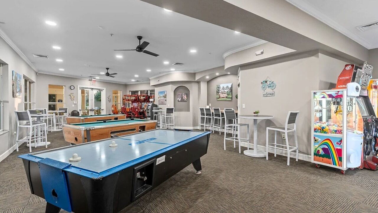 2778 Windsor Hills 3 Bed Condo- All Included - Image 64