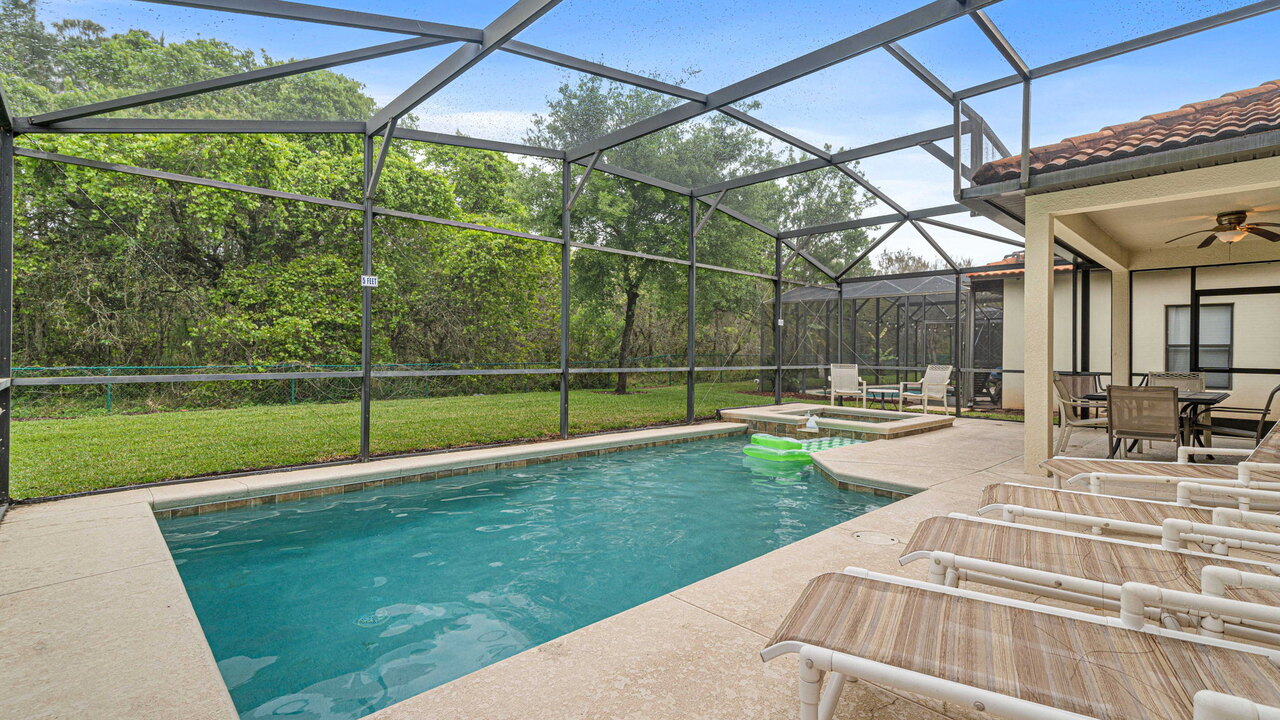 2820 Cozy Gem in Kissimmee with pool - Image 32