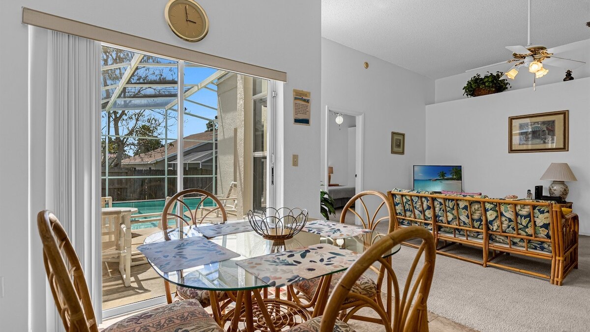 2974 Family-Friendly 3-Bedroom Pool Home - Image 6