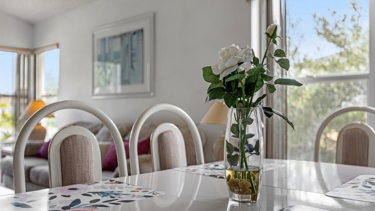 2974 Family-Friendly 3-Bedroom Pool Home - Image 10