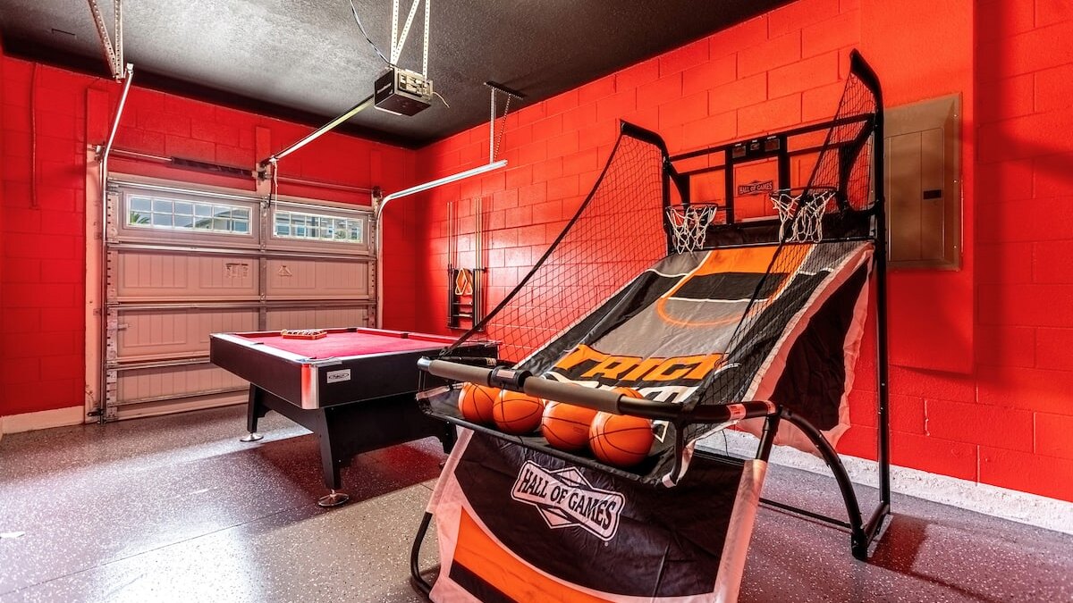 310-Modern Luxury w/ 12 Ensuite BDs Pool&Spa Theater - Image 10