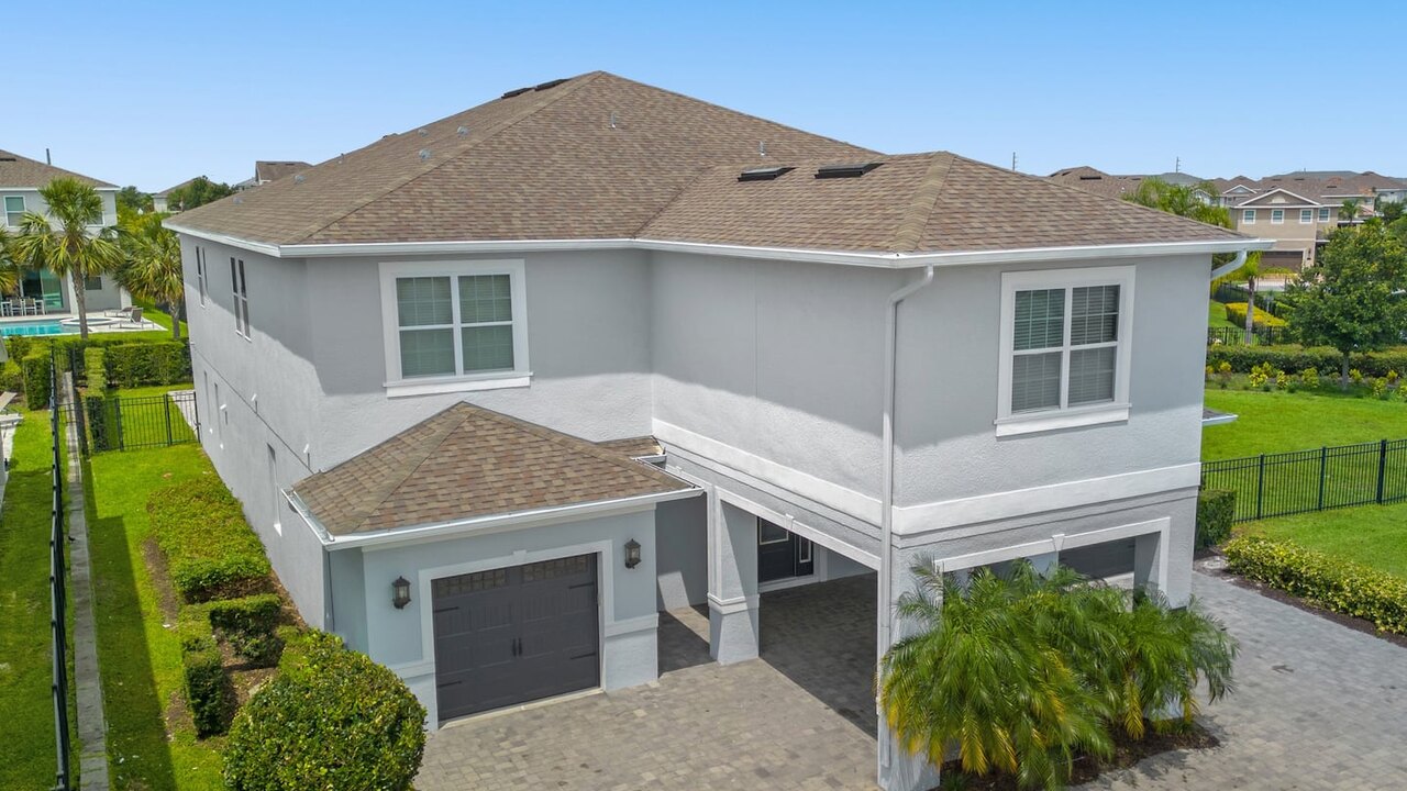 310-Modern Luxury w/ 12 Ensuite BDs Pool&Spa Theater - Image 20