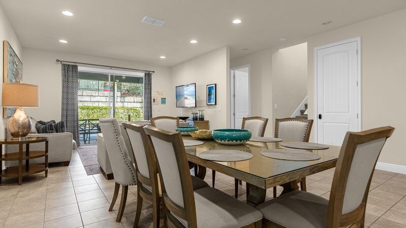 350 Villa - 8BD - Private Pool - Game room - Image 4