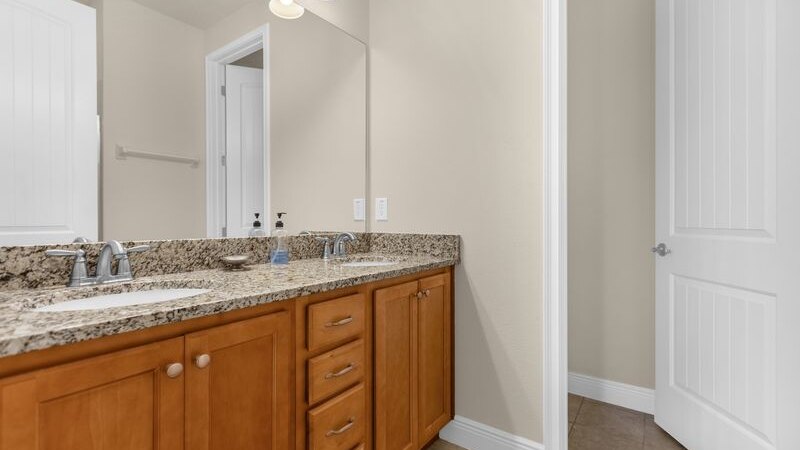 350 Villa - 8BD - Private Pool - Game room - Image 21