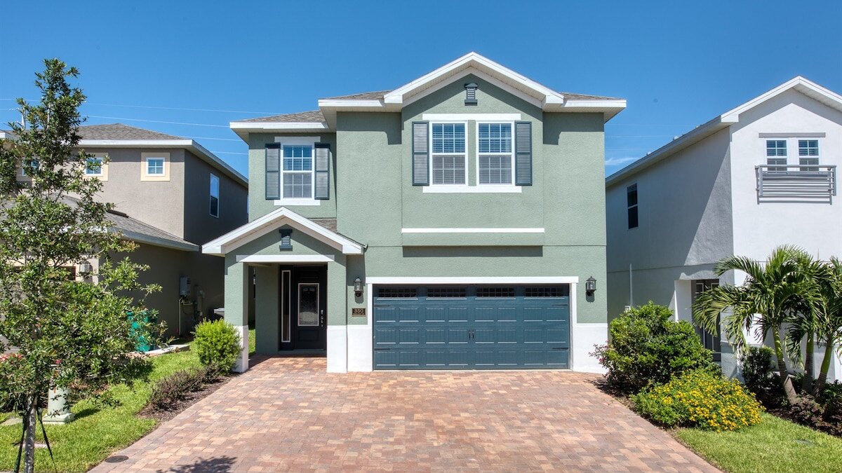 350-360 Huge Villas - near Disney - 15 BDs - Image 2