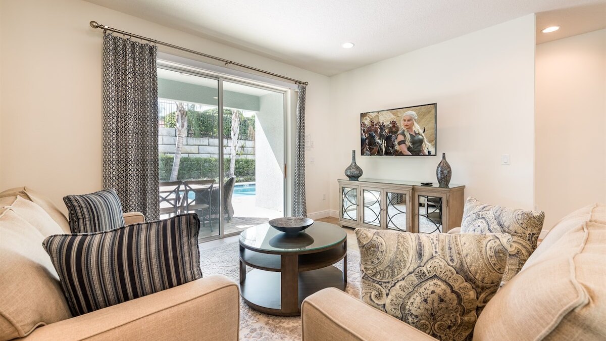 350-360 Huge Villas - near Disney - 15 BDs - Image 4