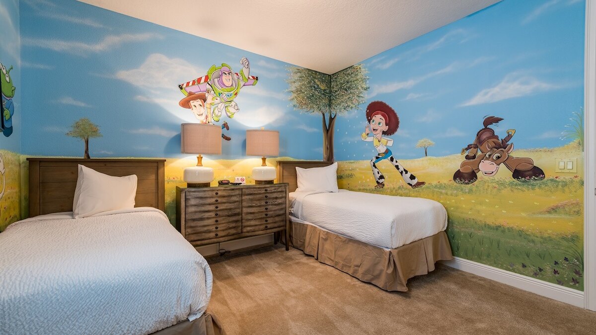 350-360 Huge Villas - near Disney - 15 BDs - Image 25