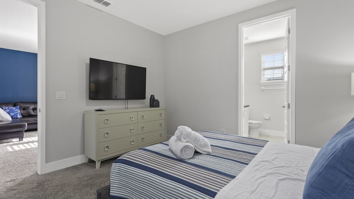 350-360 Huge Villas - near Disney - 15 BDs - Image 36