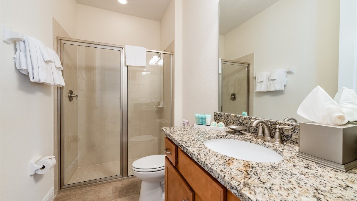 350-360 Huge Villas - near Disney - 15 BDs - Image 43