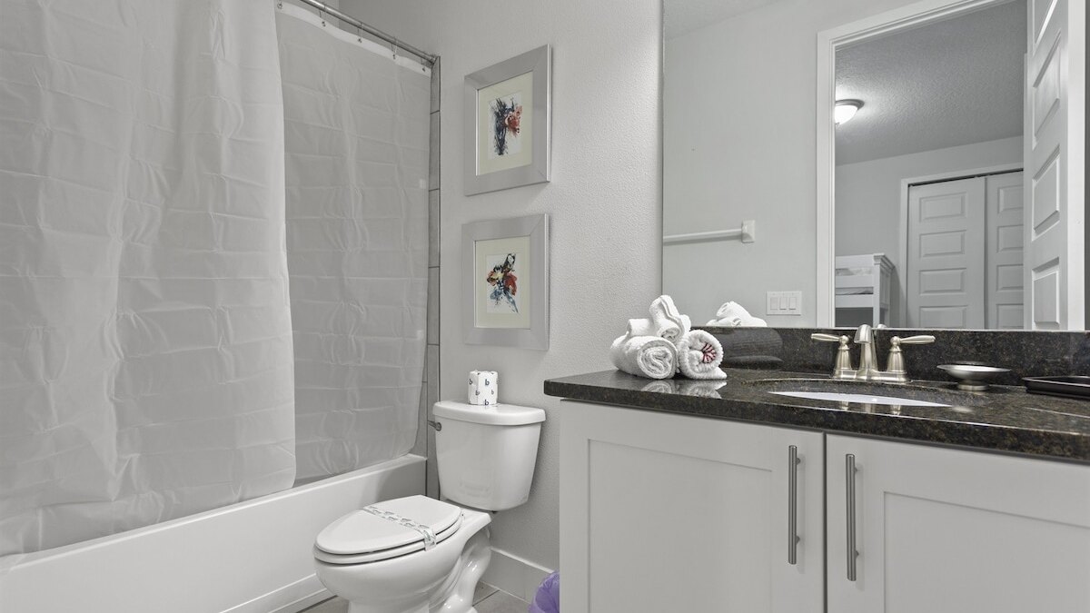 350-360 Huge Villas - near Disney - 15 BDs - Image 52