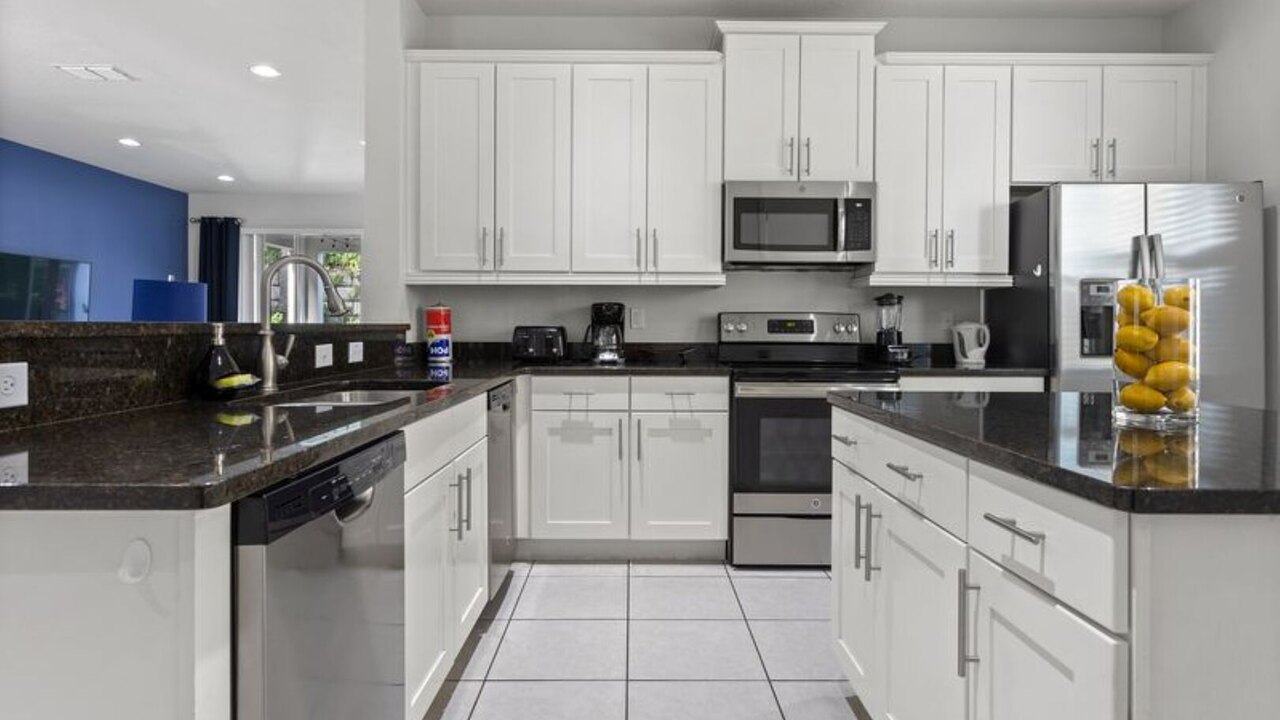 360 Villa - 7BD - Pool / Theme Beds by Disney - Image 13