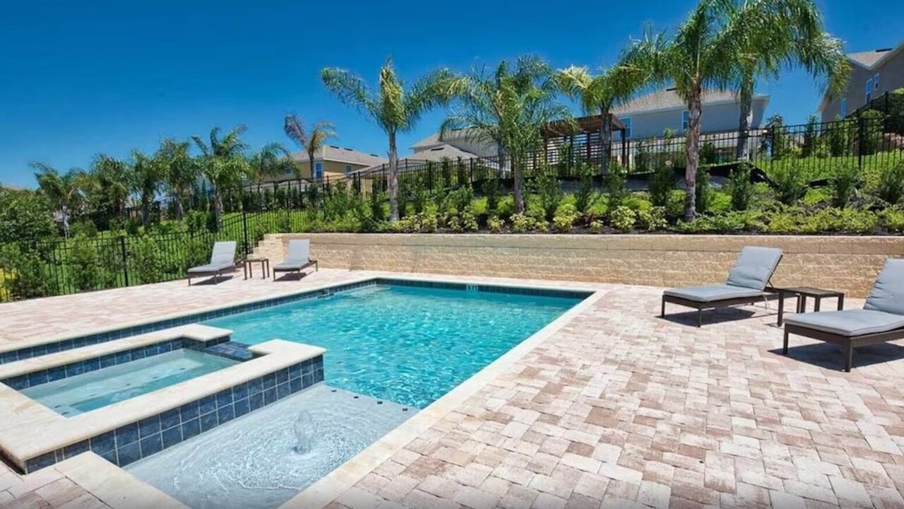 361-Ultimate Mansion-9Bed-Pool/Spa/Game - Image 22