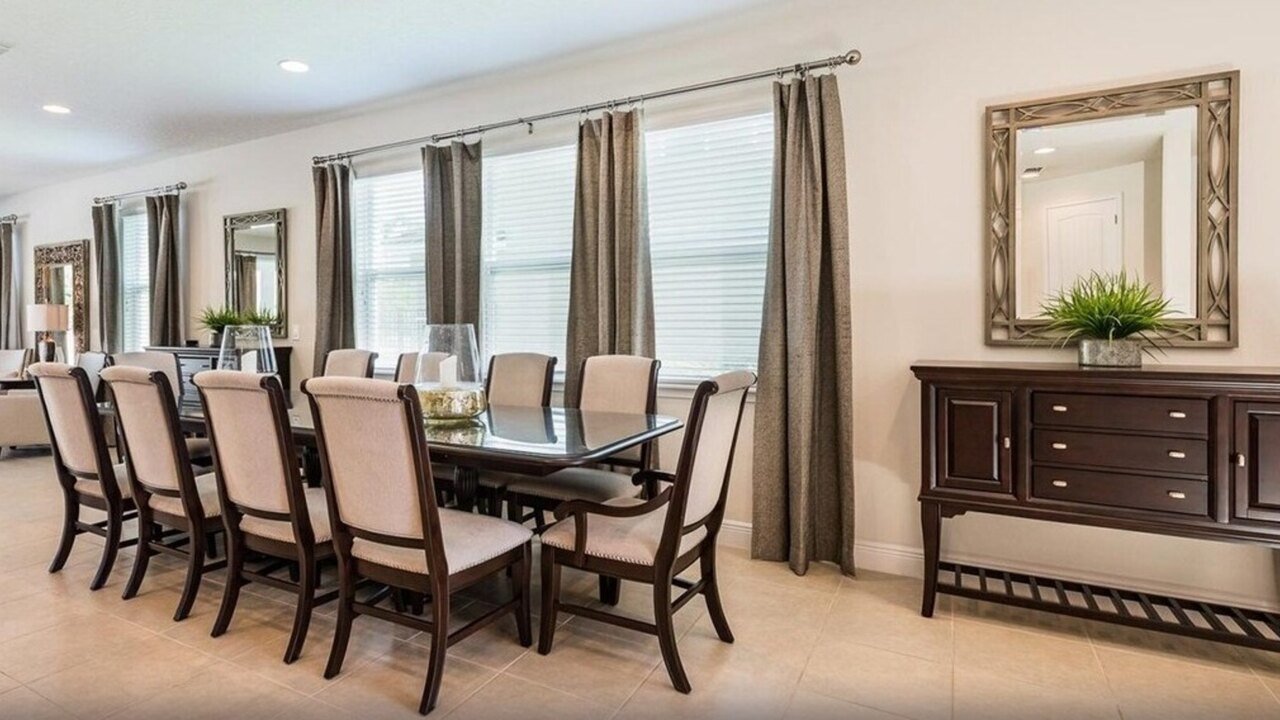 361-Ultimate Mansion-9Bed-Pool/Spa/Game - Image 36