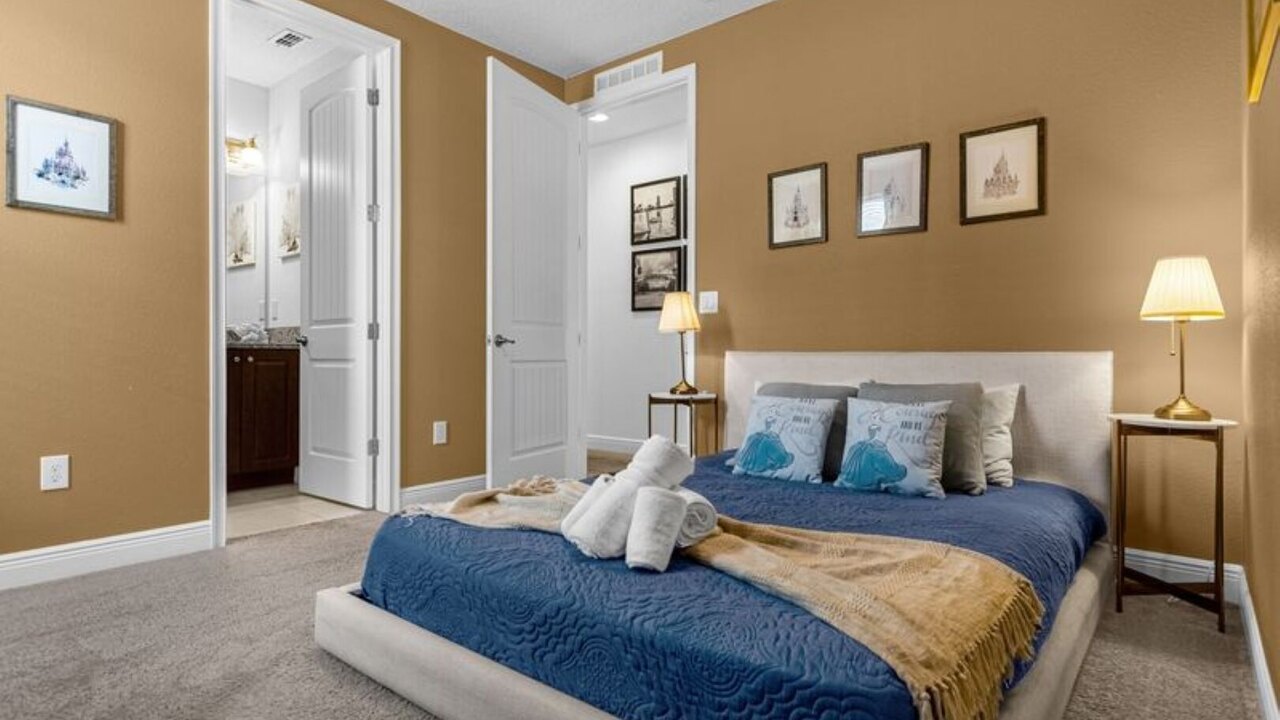 371P Fabulous 8 BD Private Pool & Spa - By Disney - Image 10