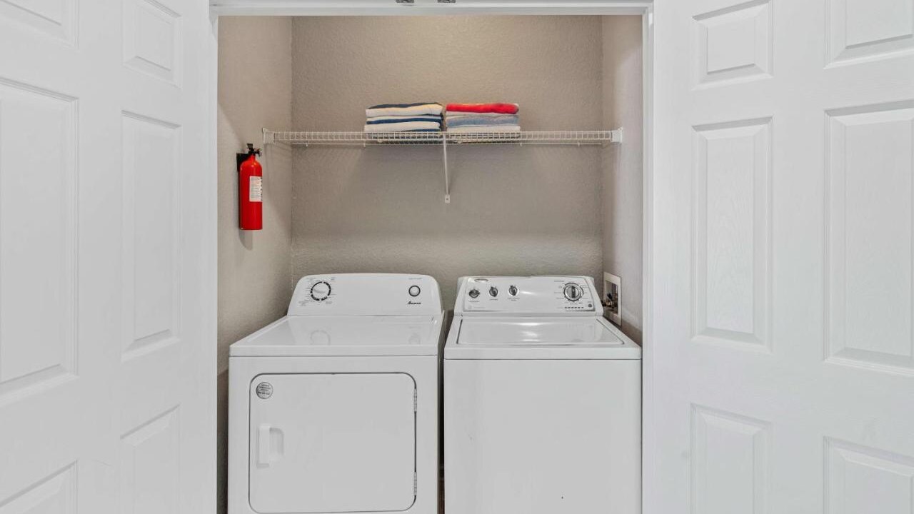 4102 Stylish 3-Bedroom Apartment at Vista Cay #304 - Image 22