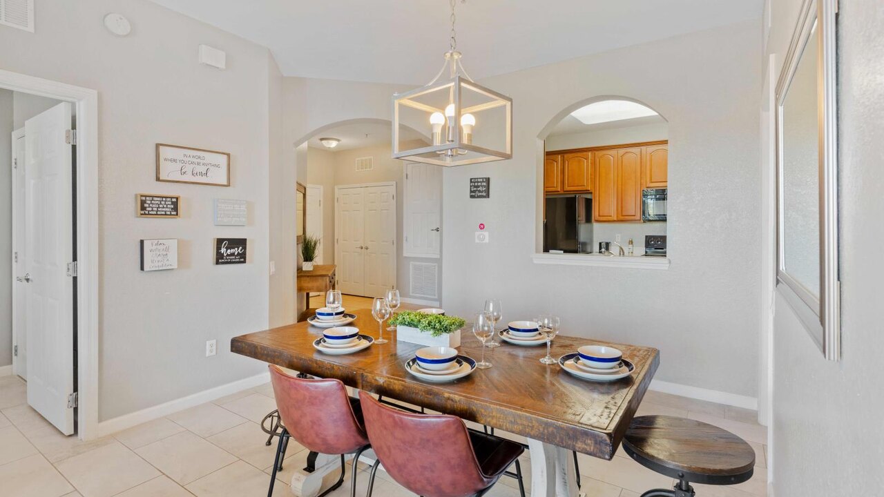 4114 Home away from home at Vista Cay #306 - Image 9