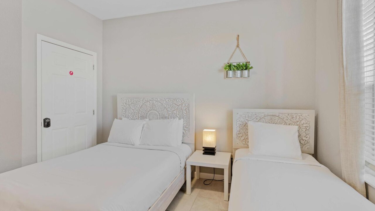 4114 Home away from home at Vista Cay #306 - Image 15