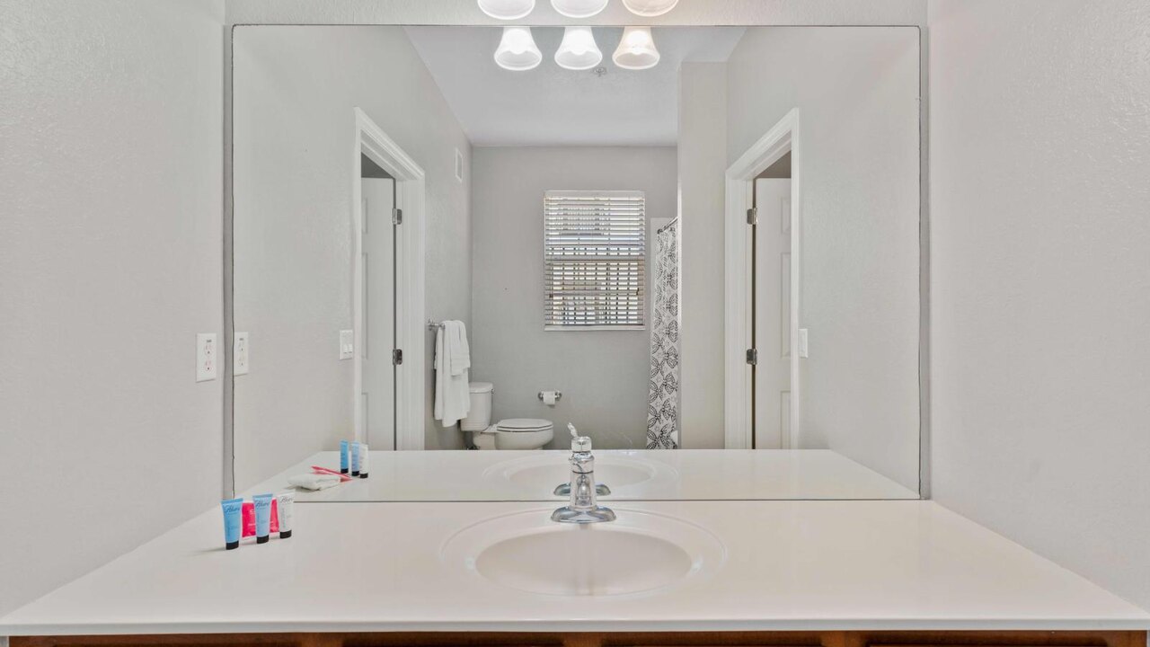 4114 Home away from home at Vista Cay #306 - Image 20