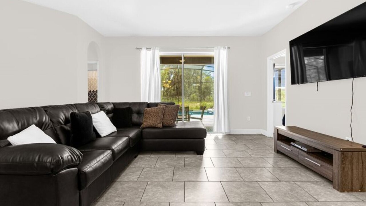 4159 - 5BD Resort - Pool/Spa-Lazy River/Slides/Gym - Image 2