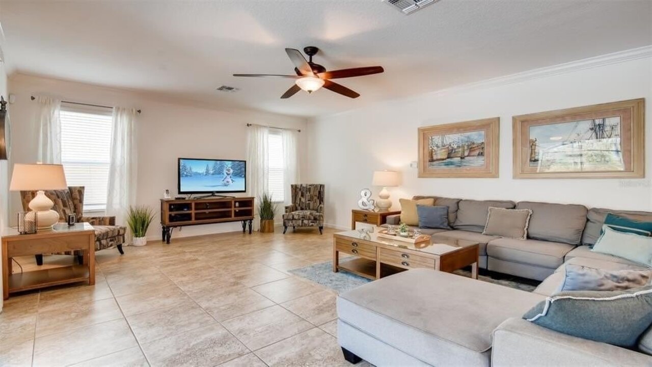 427 Wonderful 6 Bed near Disney - Image 5