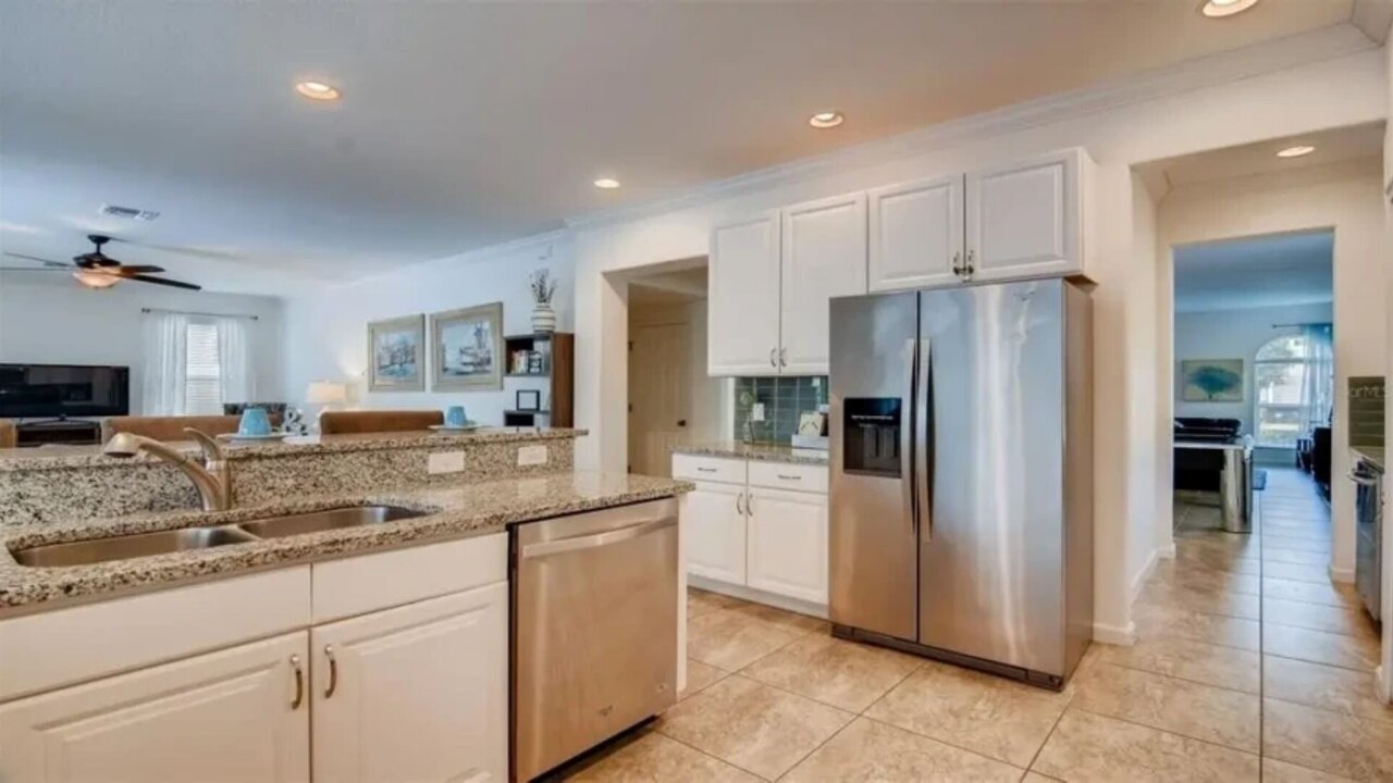 427 Wonderful 6 Bed near Disney - Image 8