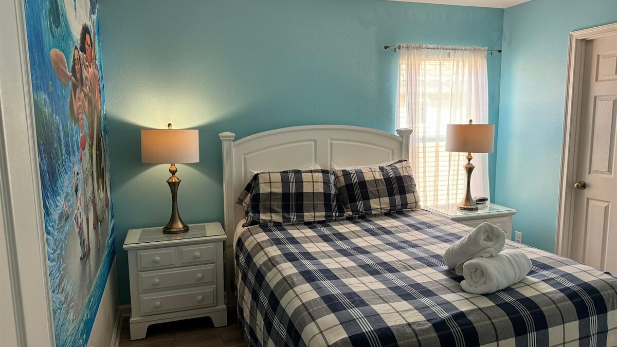 427 Wonderful 6 Bed near Disney - Image 24