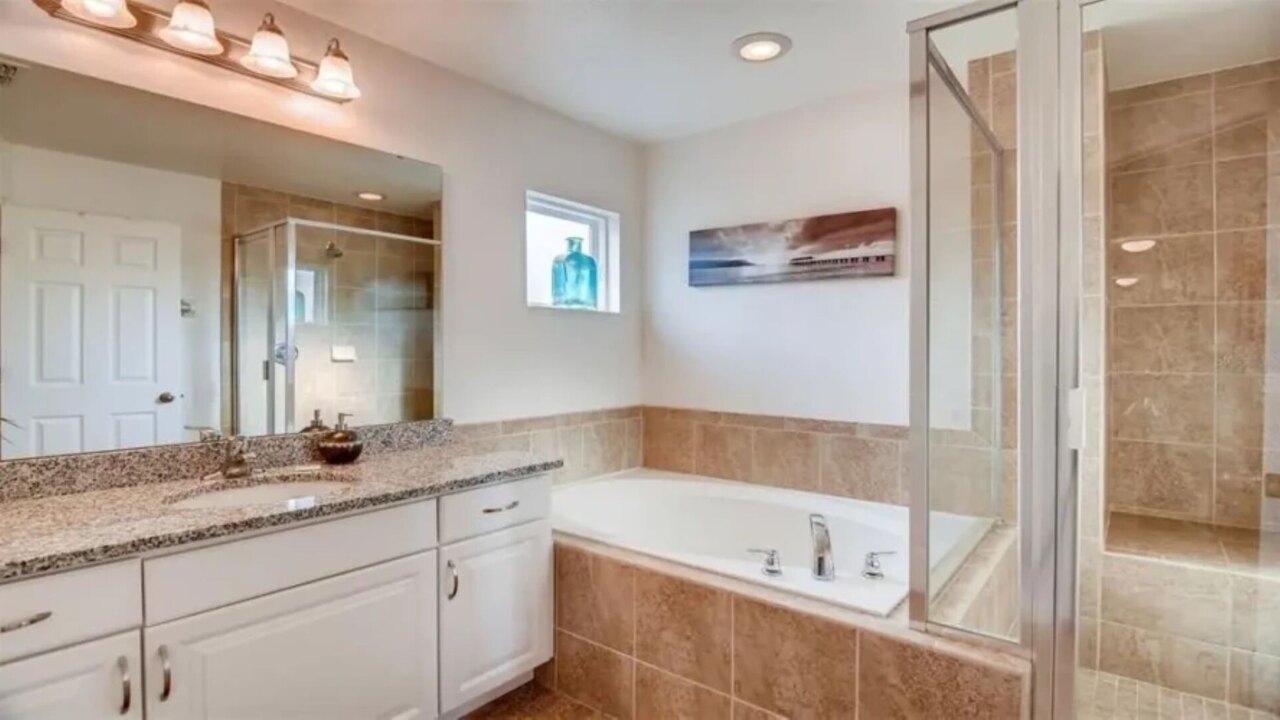 427 Wonderful 6 Bed near Disney - Image 34