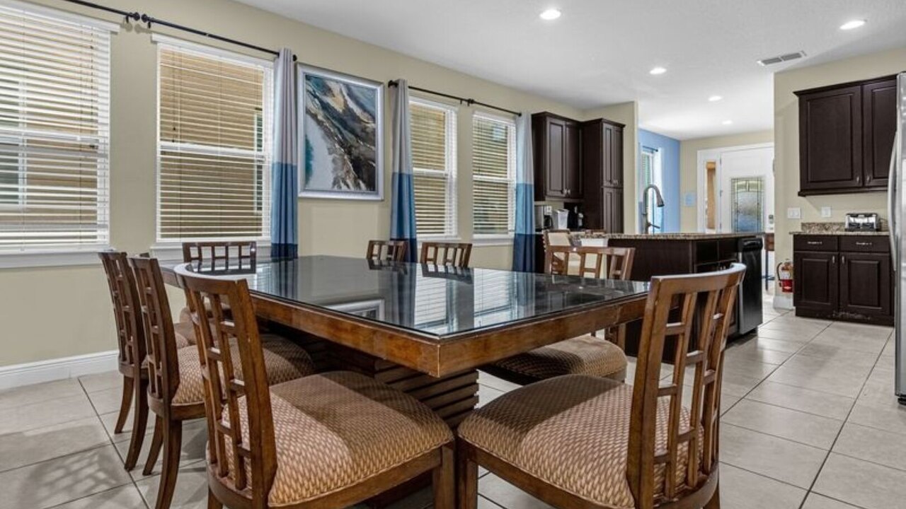 431 Villa - Spacious 7BD - Screened Pool&SPA - Image 6