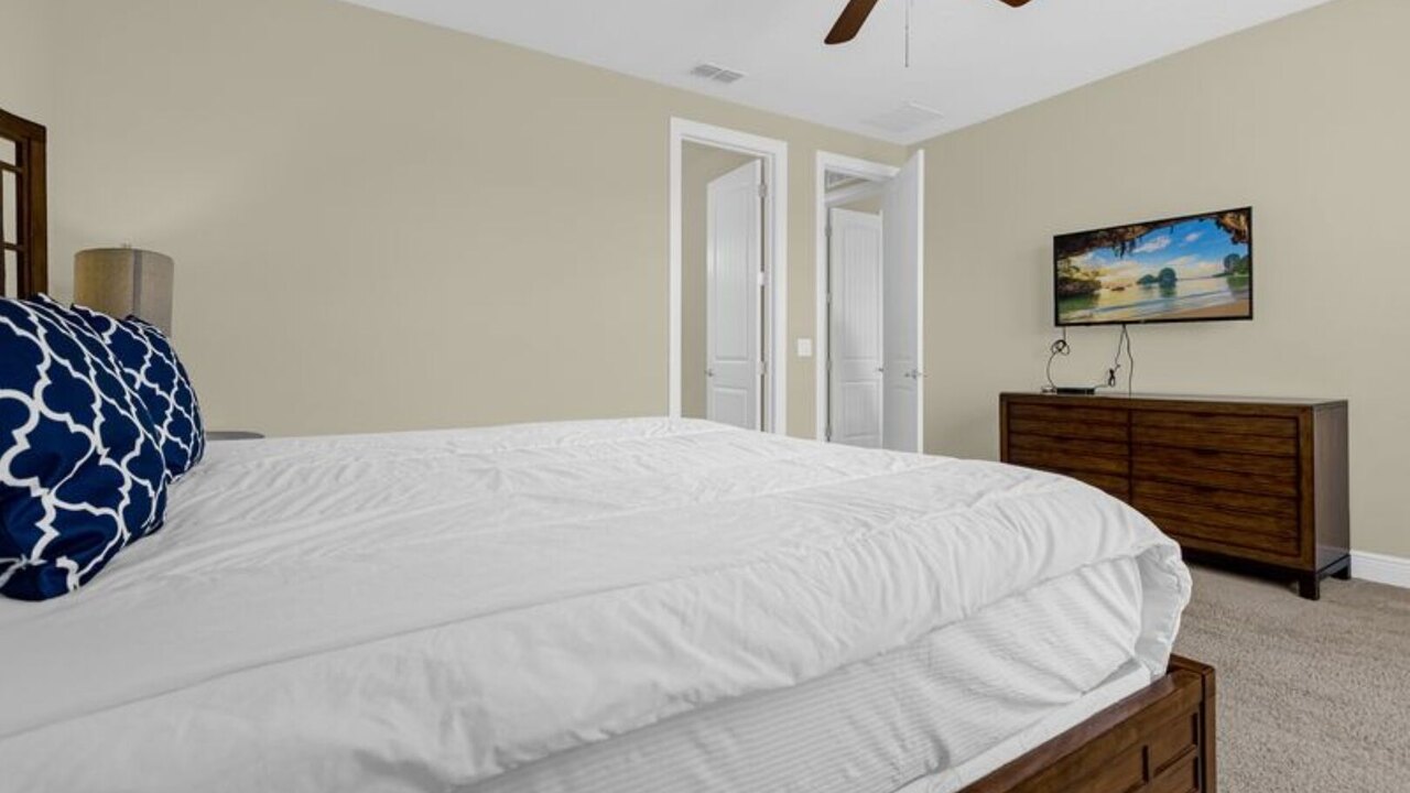 431 Villa - Spacious 7BD - Screened Pool&SPA - Image 10