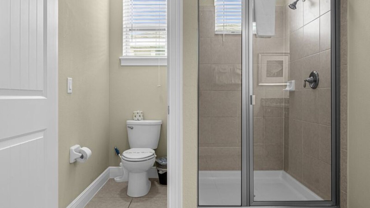 431 Villa - Spacious 7BD - Screened Pool&SPA - Image 25