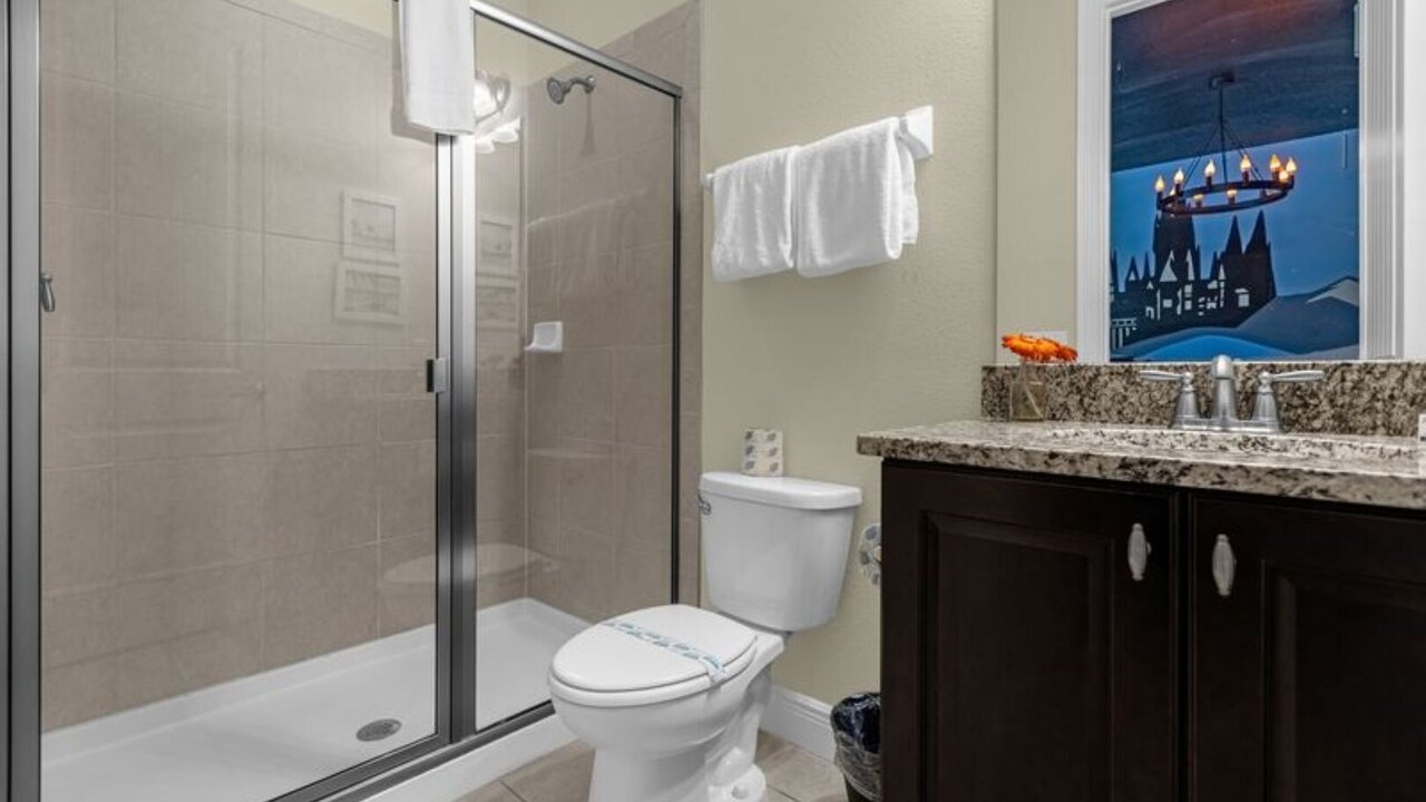 431 Villa - Spacious 7BD - Screened Pool&SPA - Image 19