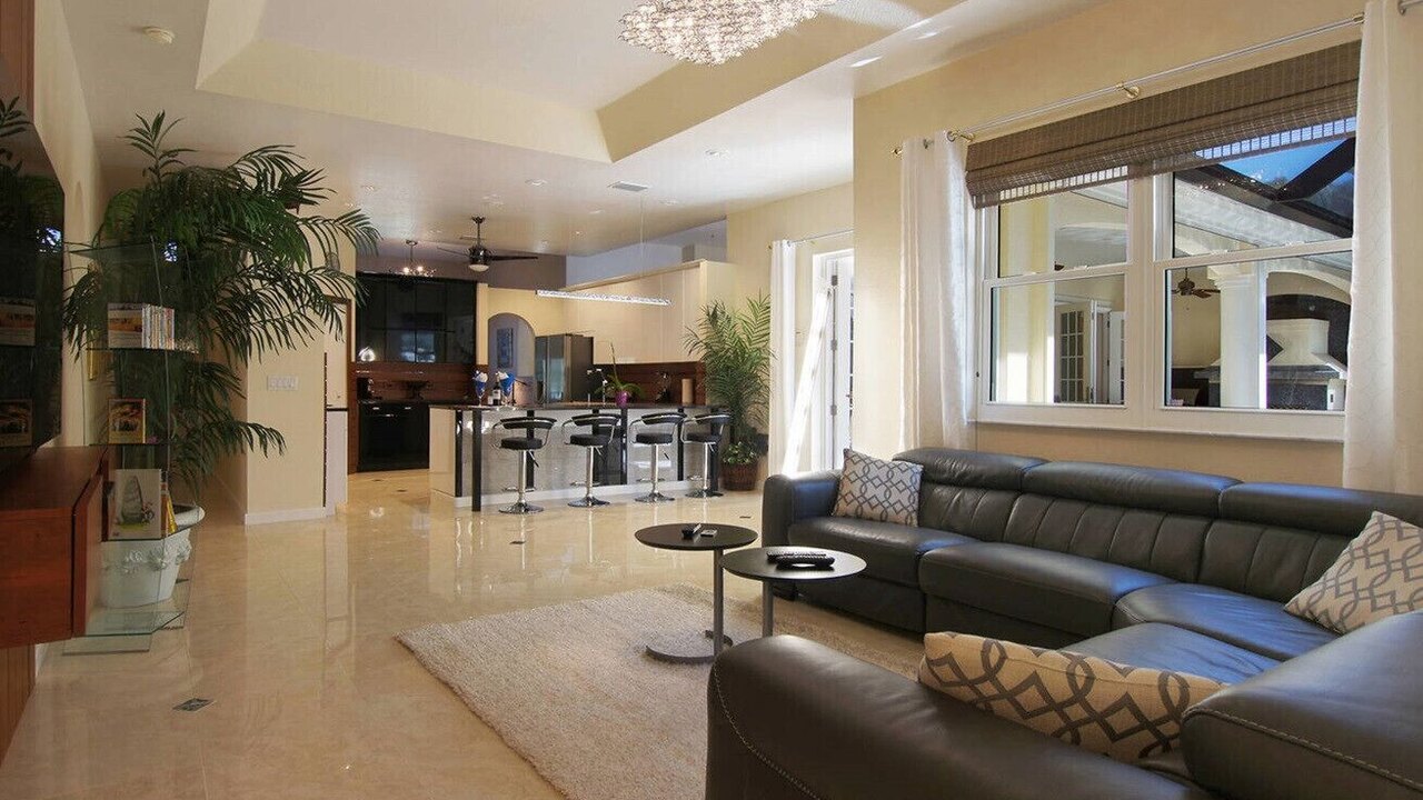 Country Club Residence Villa - Image 16