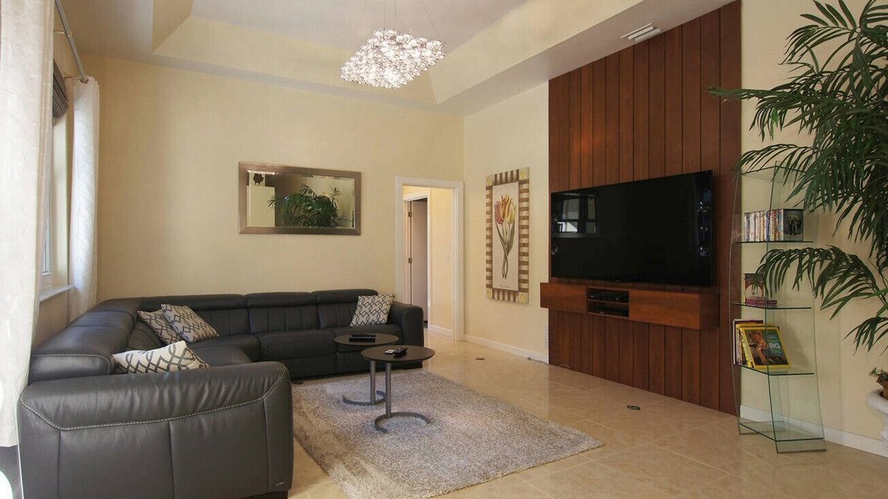 Country Club Residence Villa - Image 17