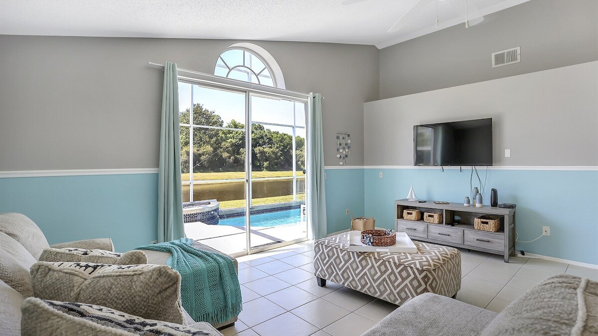 4716 Windwood Magic Villa & pool - Image 3