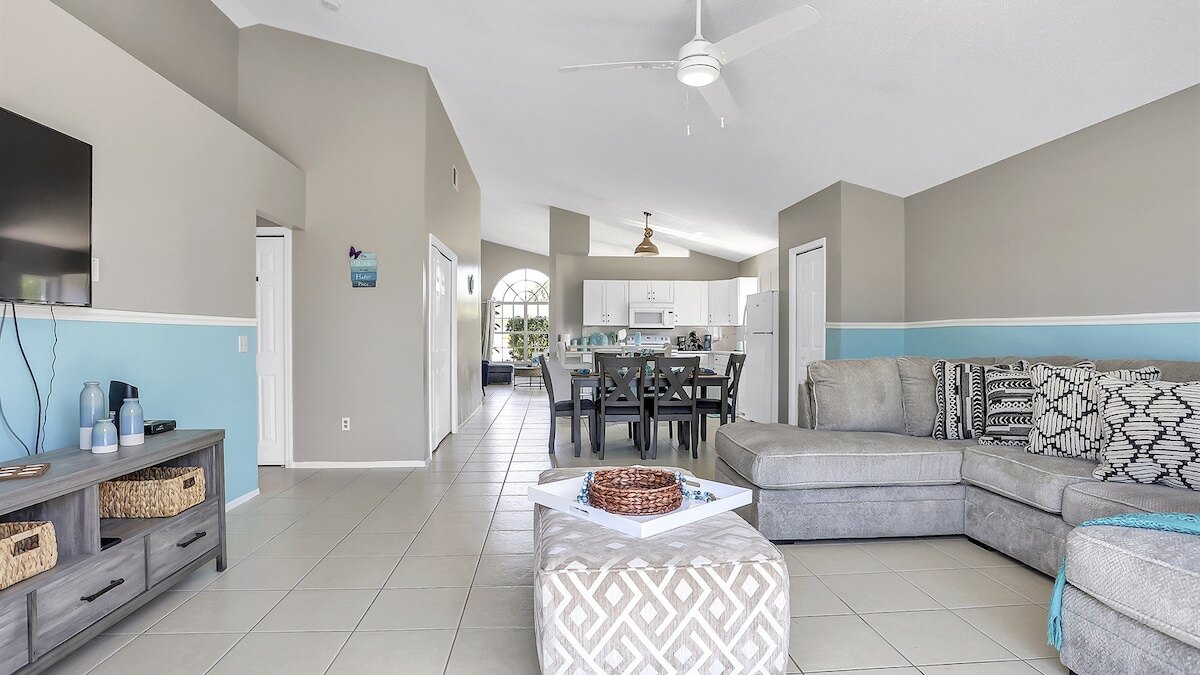 4716 Windwood Magic Villa & pool - Image 5