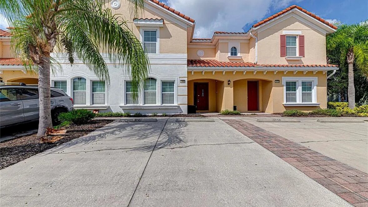 4723 Private 4BR Oasis w/ Pool Near Disney - Image 1