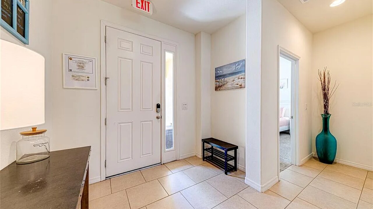 4723 Private 4BR Oasis w/ Pool Near Disney - Image 5