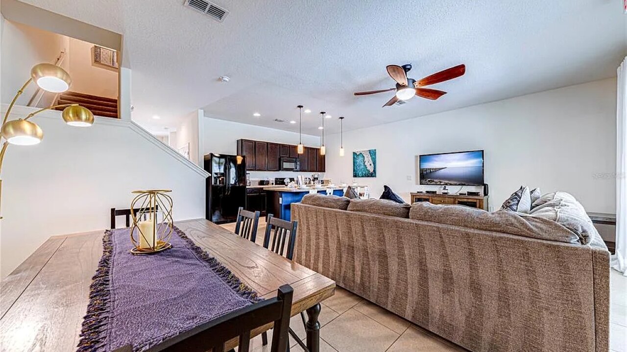 4723 Private 4BR Oasis w/ Pool Near Disney - Image 7