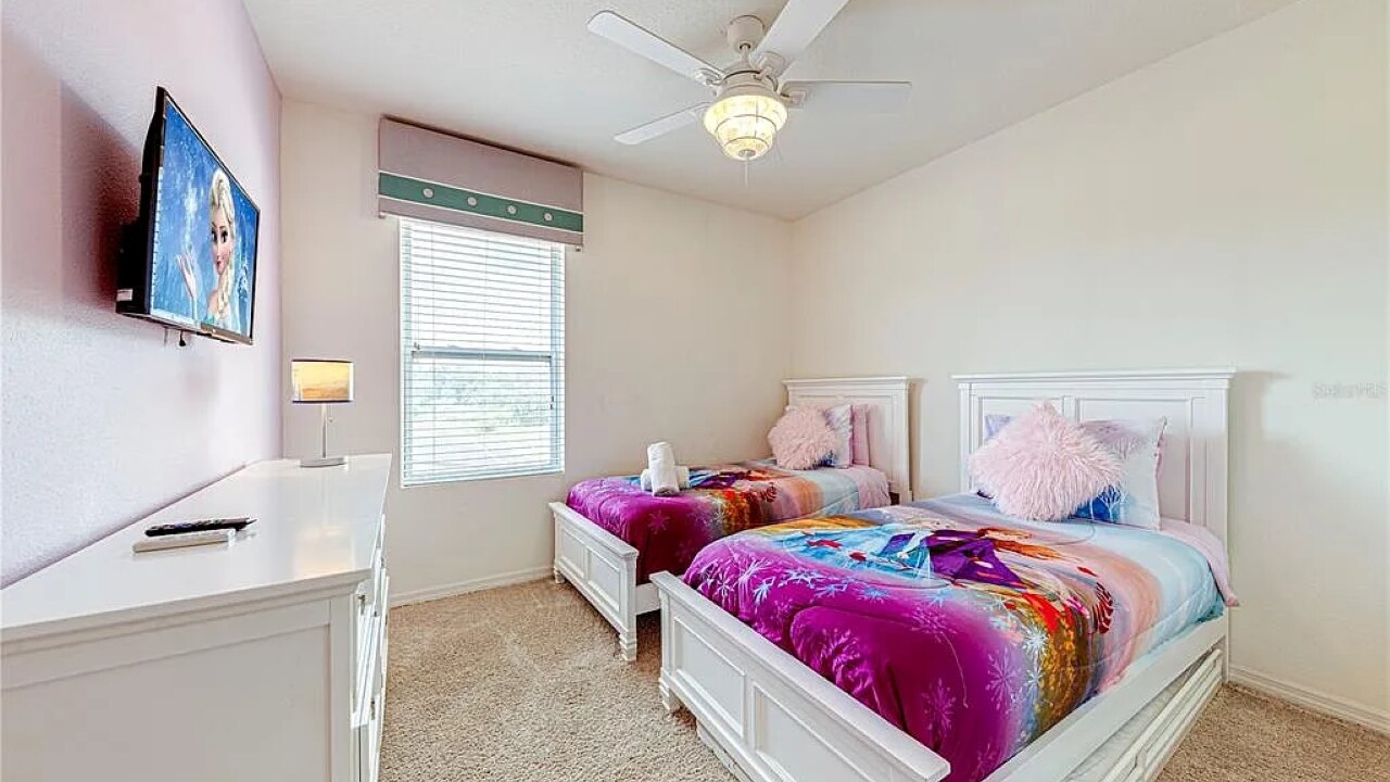 4723 Private 4BR Oasis w/ Pool Near Disney - Image 21