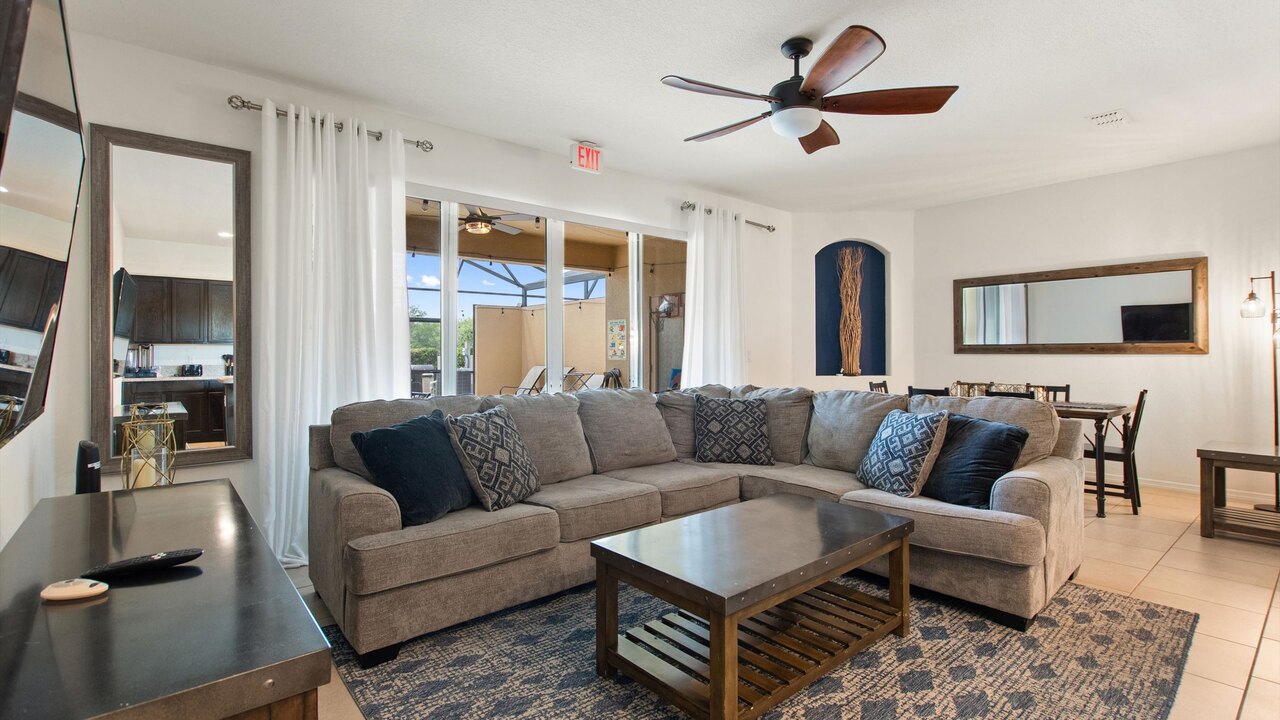 4723 Private 4BR Oasis w/ Pool Near Disney - Image 5